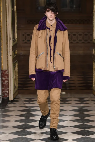 Look 5